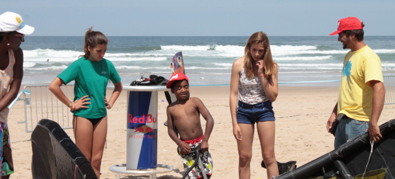 kitesurf group lesson in lisbon
