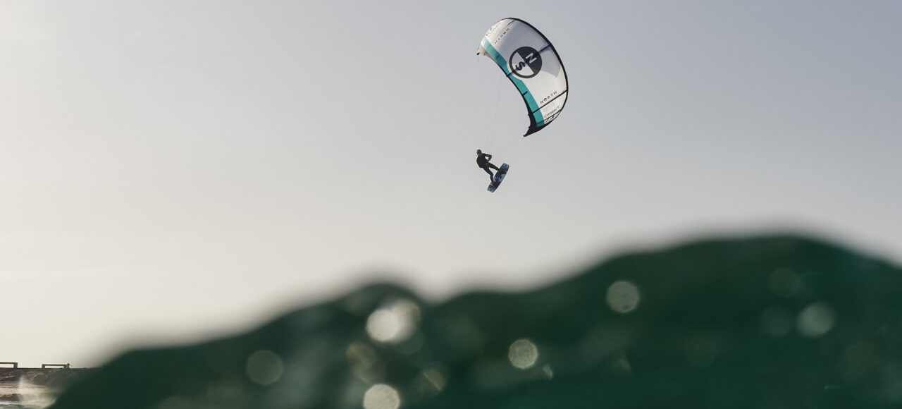 kitesurf trick in lisbon