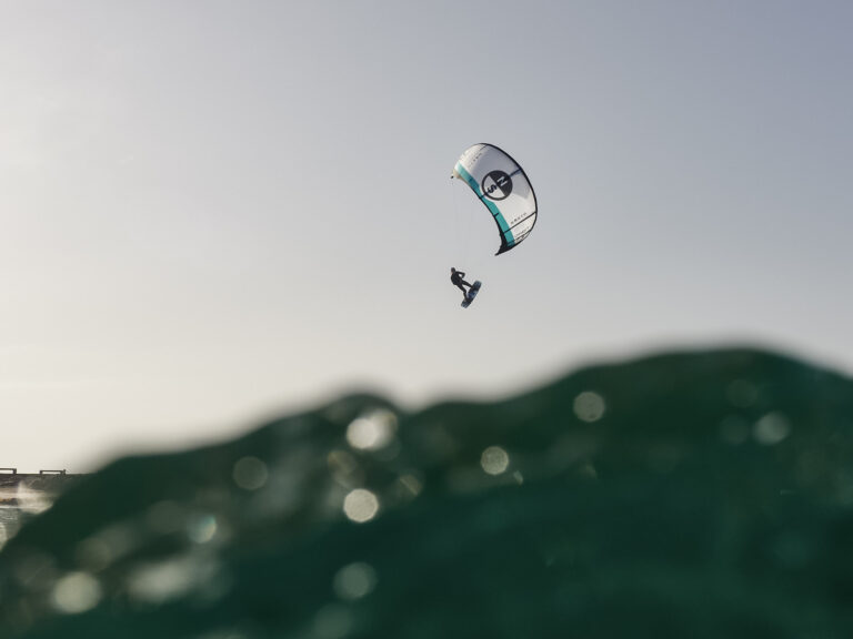 kitesurf trick in lisbon